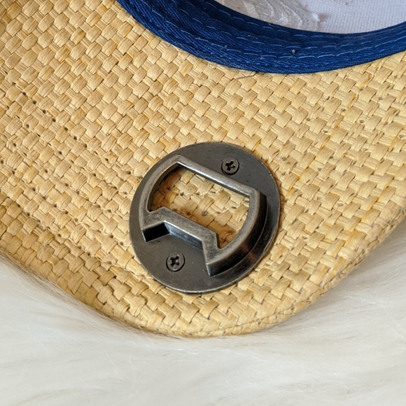 Bud Light bottle opener snapback - Picture 3 of 4